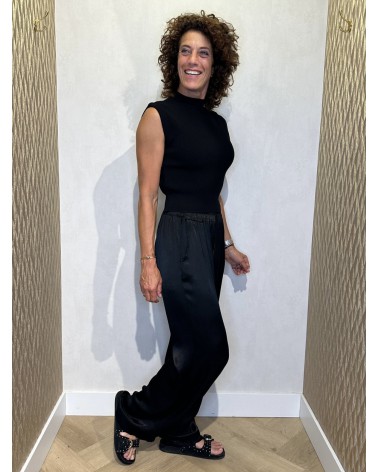 Top Veerle Black