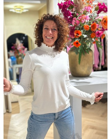 Elegant comfortabel damesmode trui tijdloos