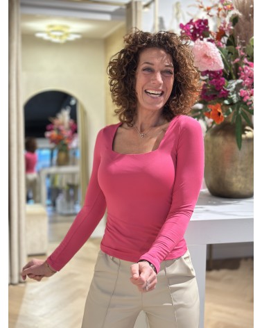 Top Nola Roze
