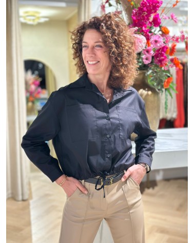 Cropped Blouse Zwart