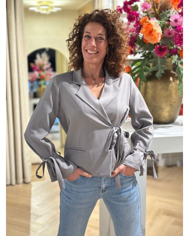 Blazer Getailleerd Cropped Model Ambika
