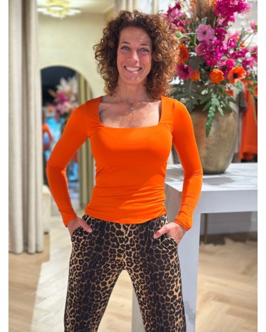 Top Nola Oranje