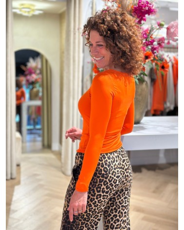 Top Nola Oranje