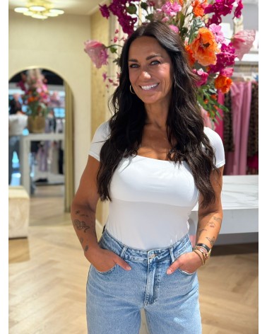 Top Lois White