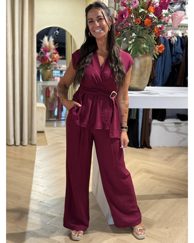 Top Sheryl Bordeaux