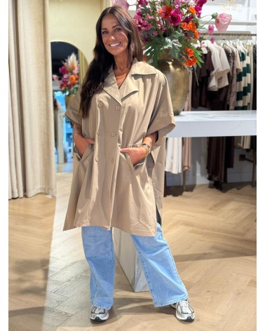 Trenchcoat Camel