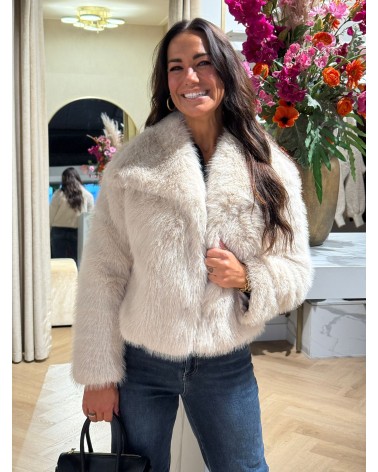 Jas Furry Beige
