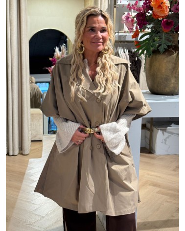 Trenchcoat Camel