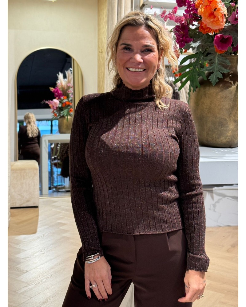 Top Ann Bruin Top Ann Bruin