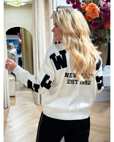 Trui New York Creme Zwart
