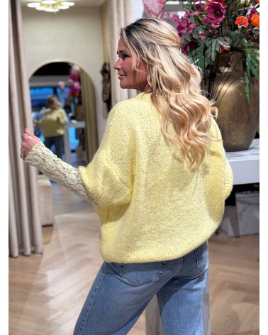 Trui Bibi Geel