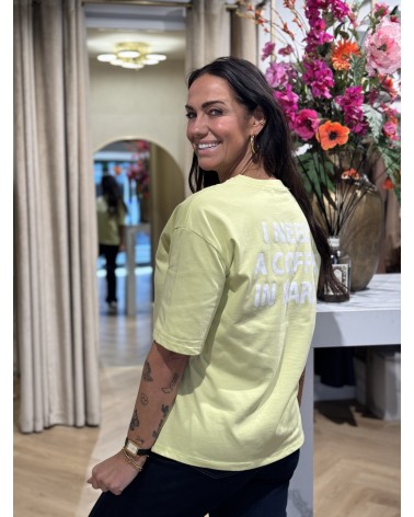 T-Shirt Need Coffee Pistasche