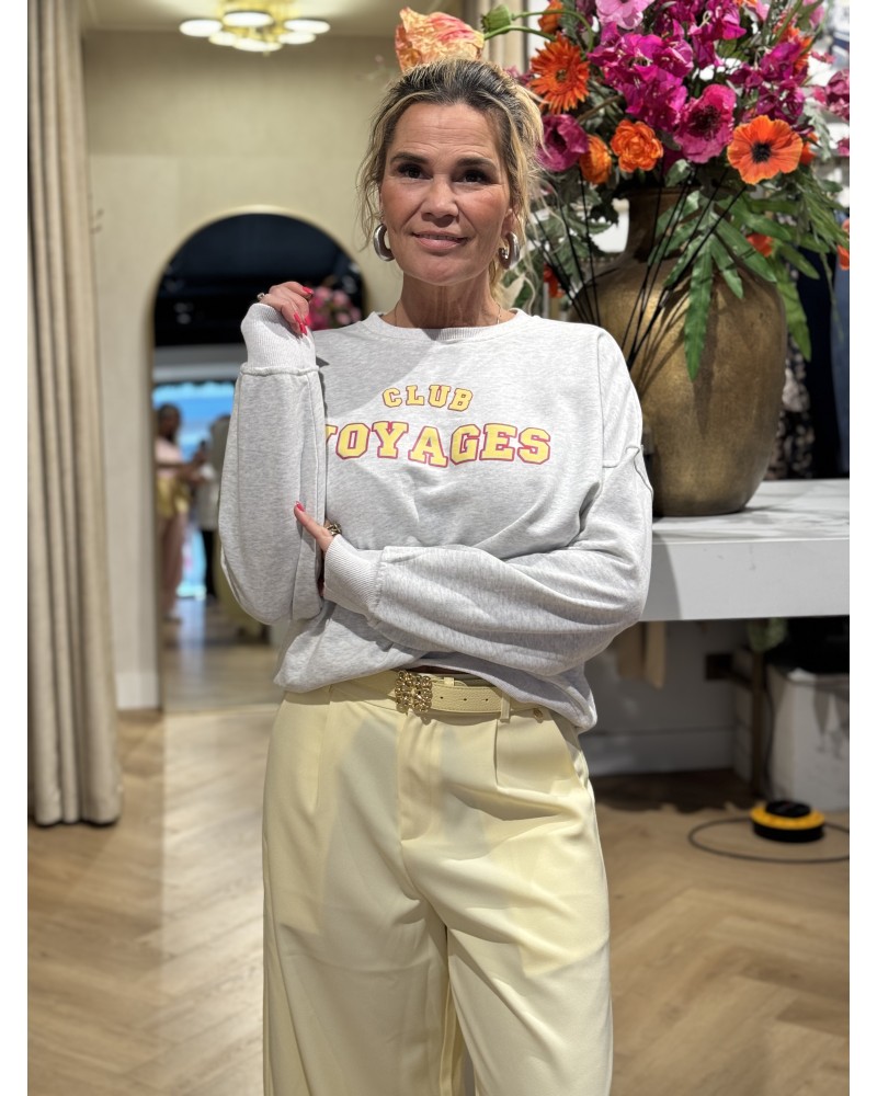 Sweater Club Voyages Grijs