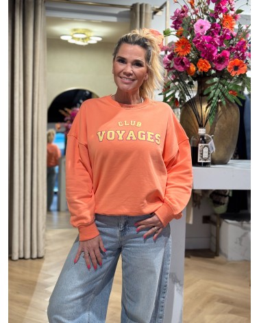 Sweater Club Voyages Oranje