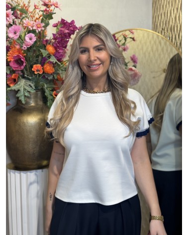 Top Ella Wit