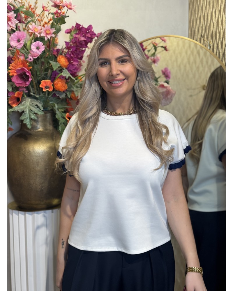 Top Ella Wit