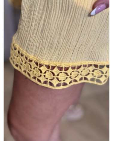 Short Yara Geel