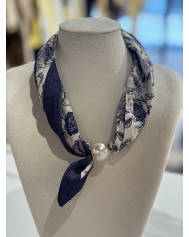 Sjaaltje Blauw Met Details