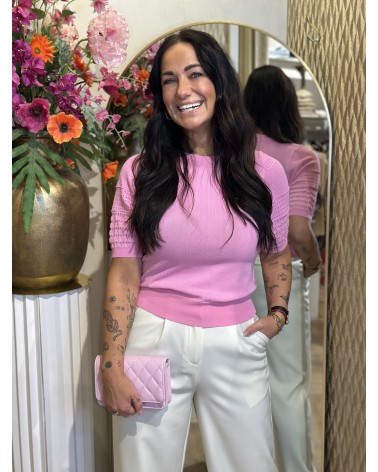 Top Ann Roze