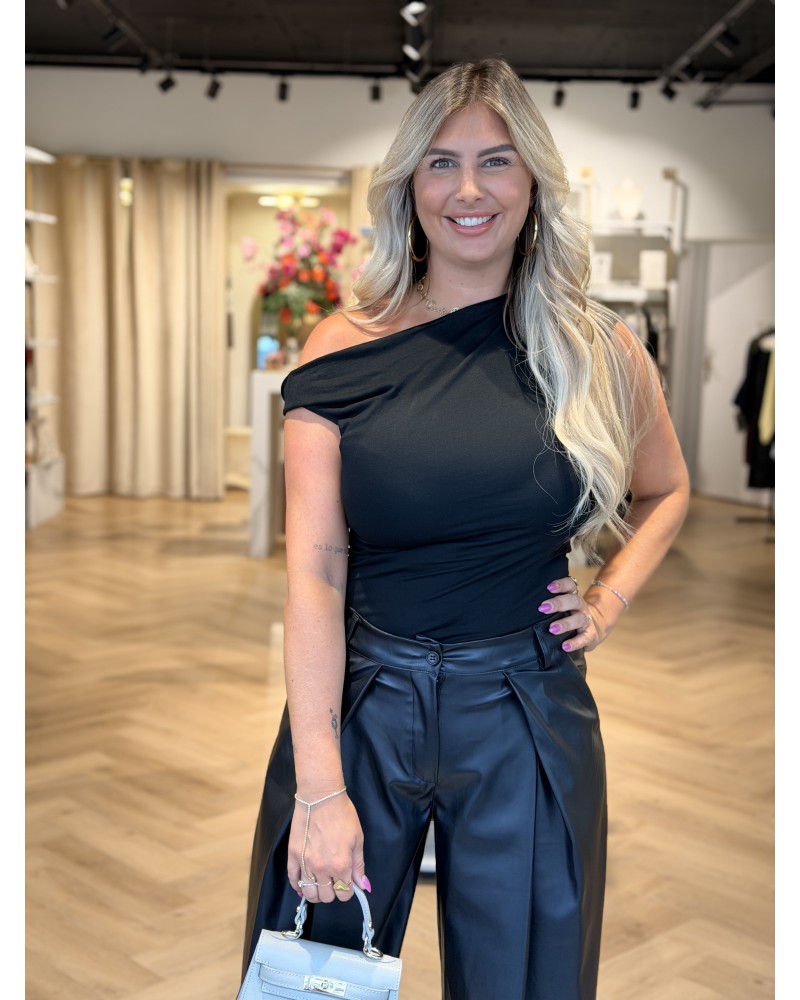 Off-Shoulder Top Zwart